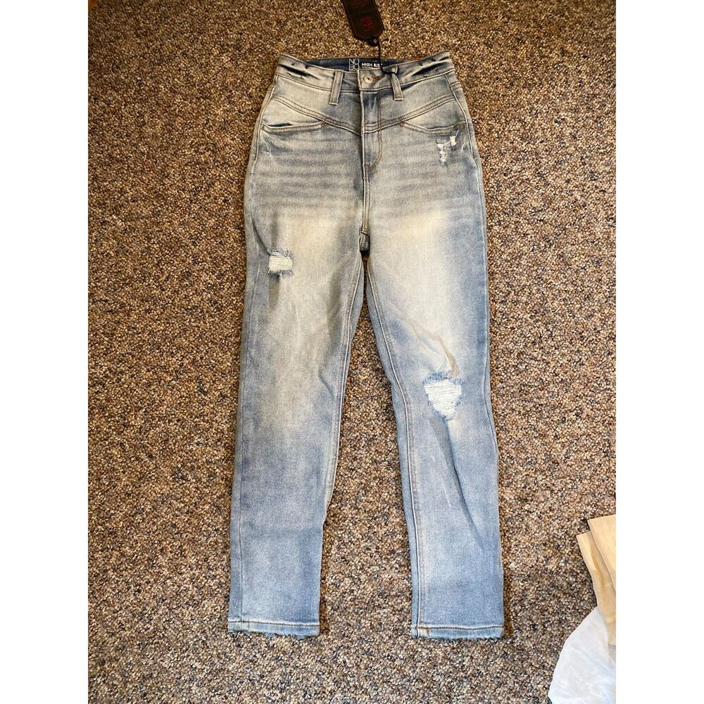 Woman's Size 3 High Rise Skinny Jeans NWT